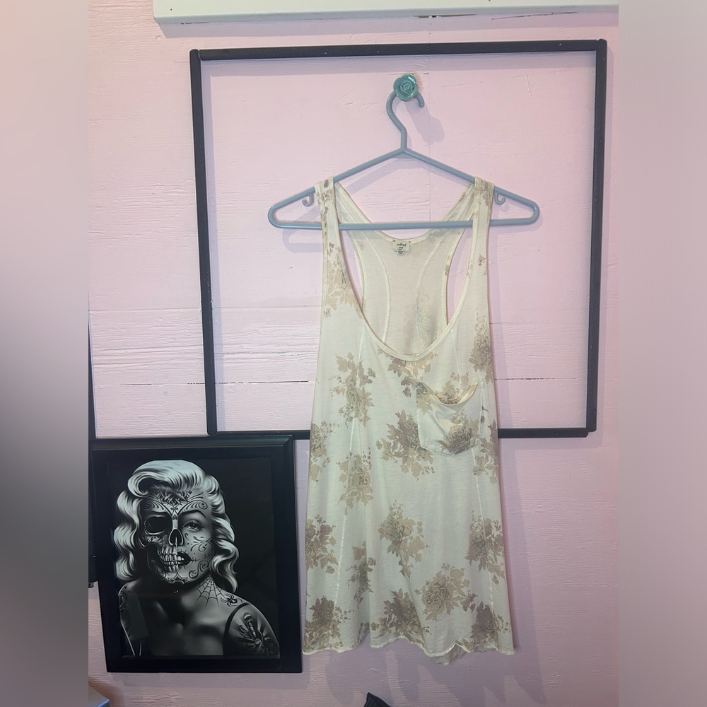 🌸 EARLY00S | Wilfred{Aritzia} | Racer Back Tank w/ Pocket | Vintage Floral